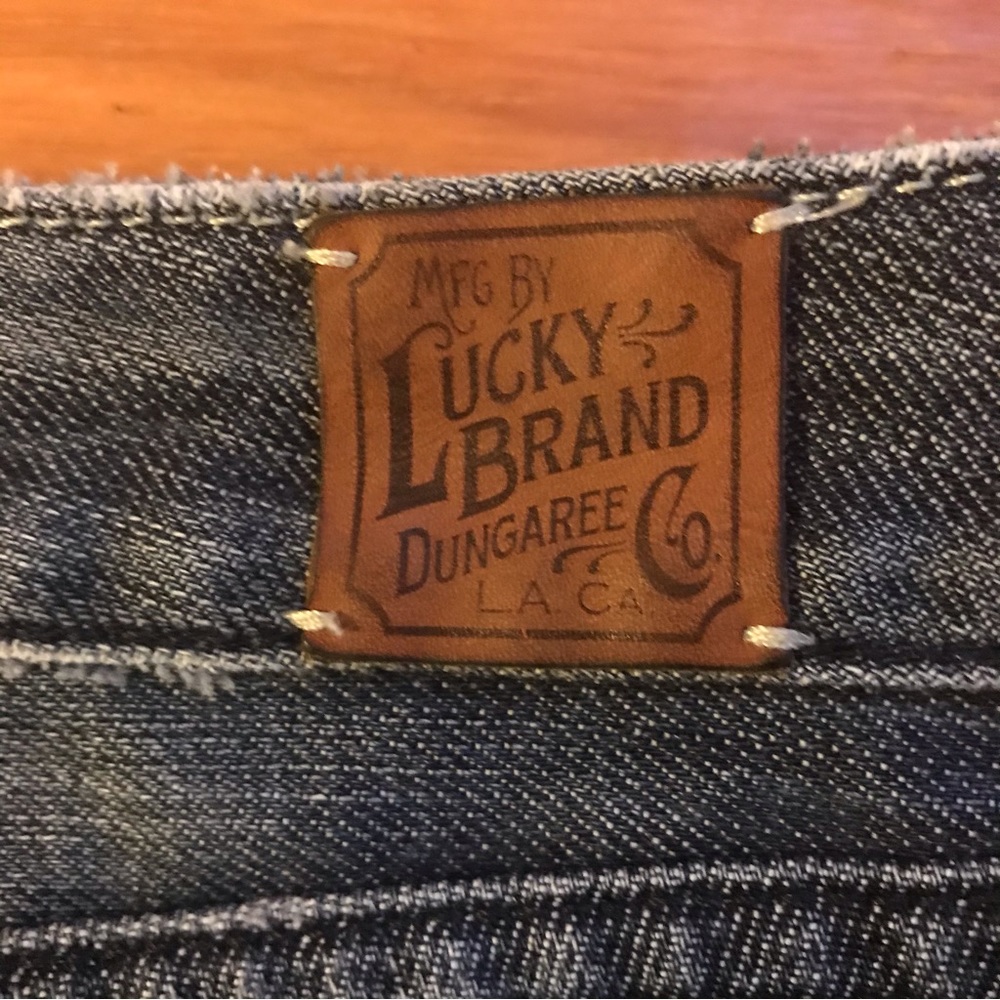Lucky Brand Dark Denim Flare Leg Jeans, EUC, 14/32 - Picture 13 of 13